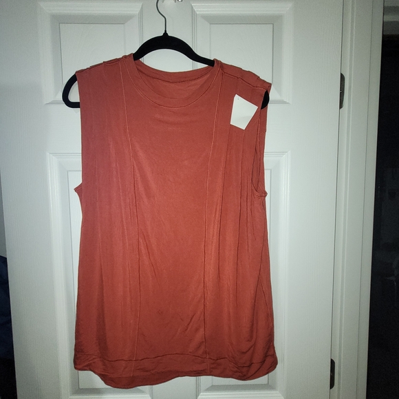 LULULEMON MODAL PLEATED SHOULDER TANK TOP SIZE 14 - Picture 4 of 9